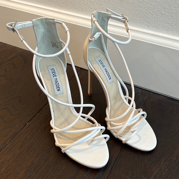 Steve Madden White Patent Satya Sandal Heels - Picture 1 of 5
